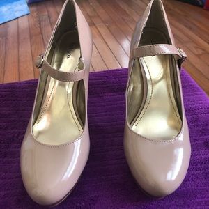 Style &Co patent leather heels, size 9.5